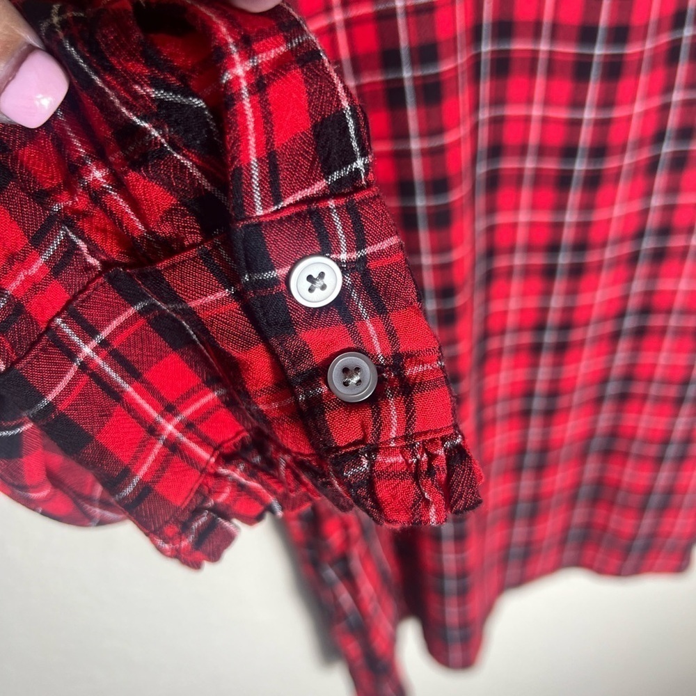 MEDIUM Loft Women's Plaid Ruffle Cuff Blouse
Top - Picture 13 of 14